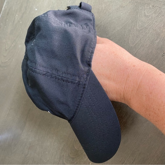 Toddler Nike Dry fit hat - Picture 6 of 7